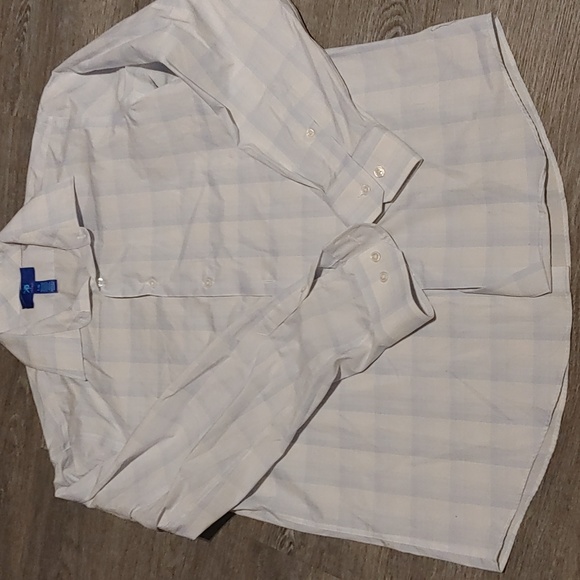 3/$30 Egara Button Shirt - Picture 1 of 4